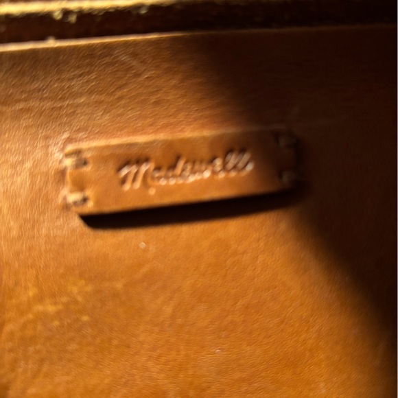 Madewell Abroad Shoulder Bag - Picture 4 of 7